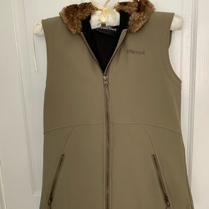 marmot khaki green faux fur hood zip up vest
